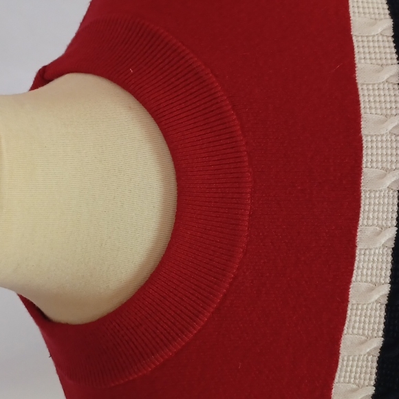 ❤ LIKE NEW Tommy Hilfiger sweater dress in a size small 💙 - Picture 2 of 11